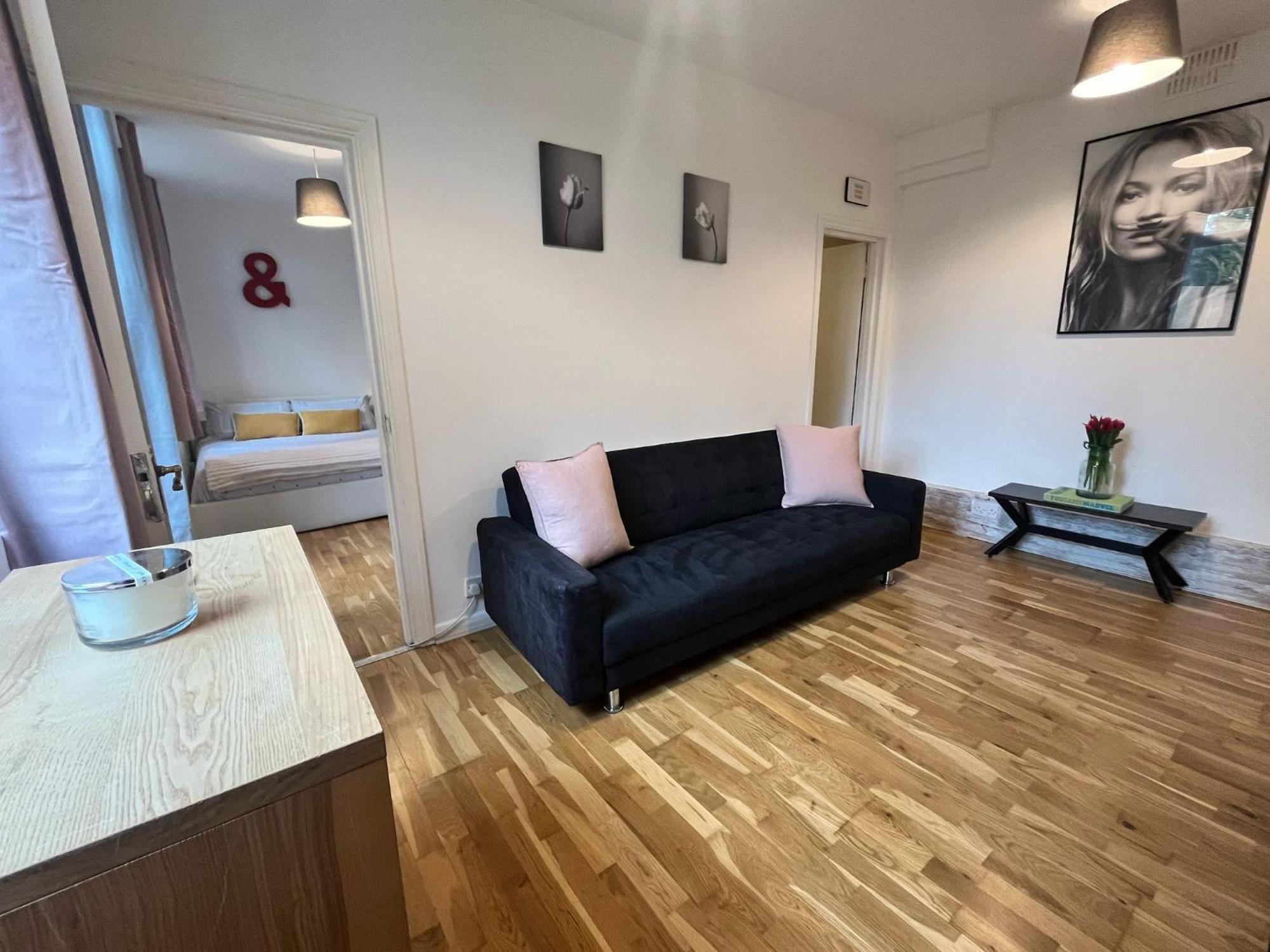 Charming 1-bedroom Southfields, Appartamento *
